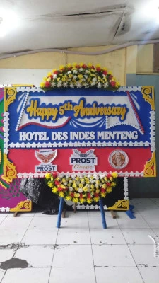Papan Bunga di Lombang Juntinyuat
